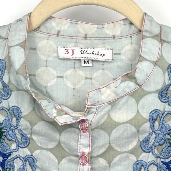 Johnny Was Workshop Embroidered Blouse woman’s size Medium Blue Boho Chic - Picture 3 of 14